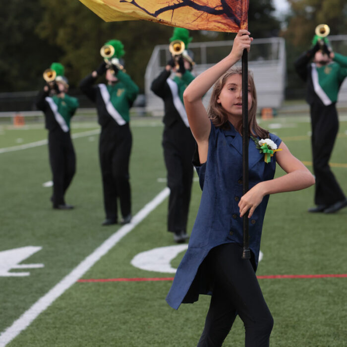 marching-band-colorguard