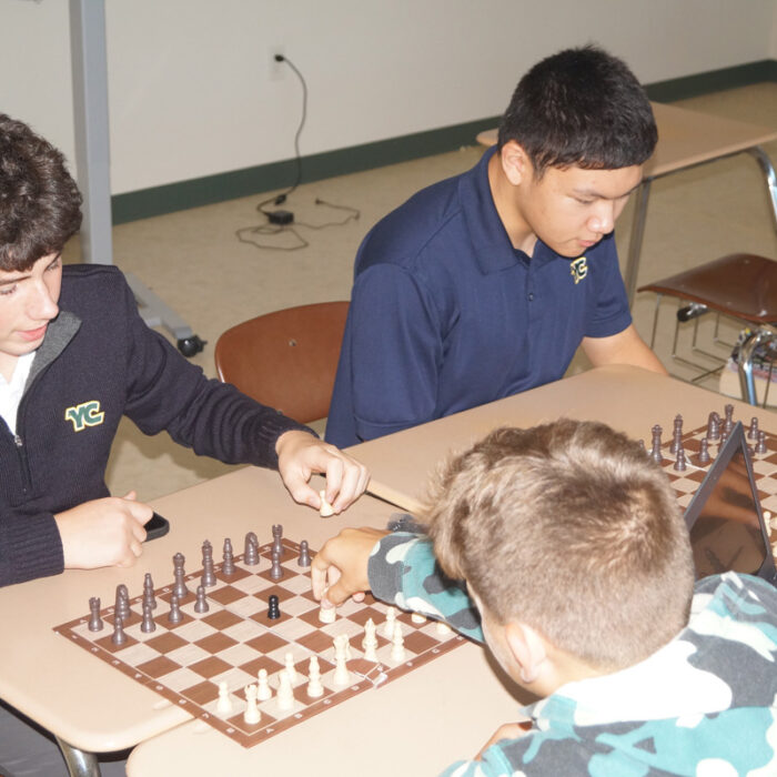 middle-school-students-playing-chess